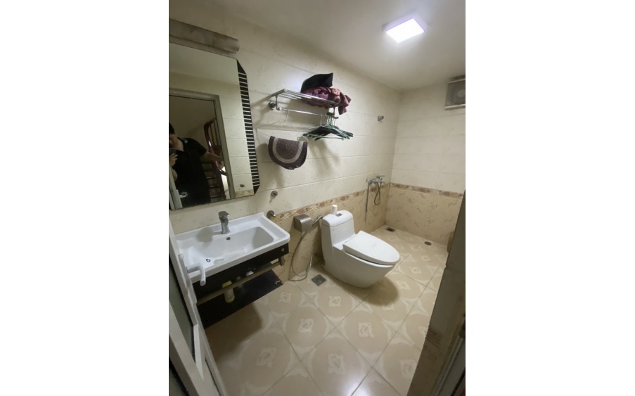 Cho thuê nhà ngõ ô tô tránh Vũ Ngọc Phan - KINH DOANH SPA, SALON, KD ONLINE